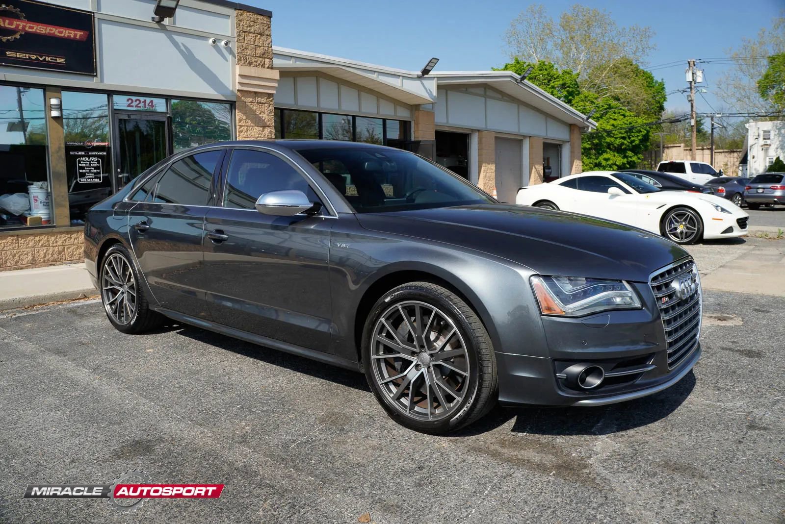Used 2013 Audi S8 w/ Driver Assistance Pkg AWD/4WD image 9