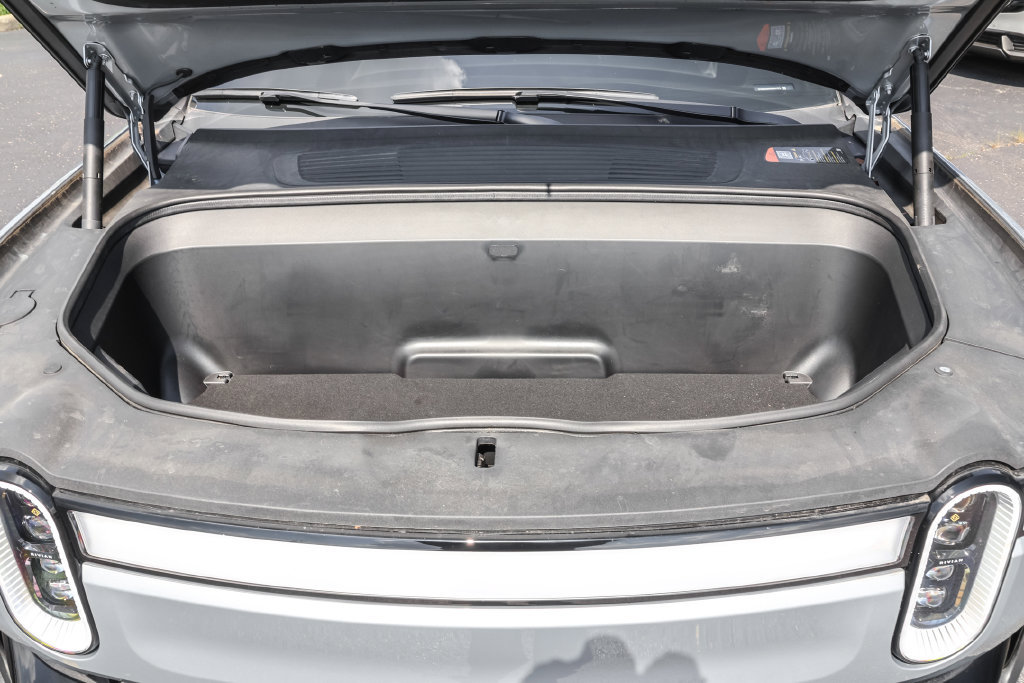 Used 2024 Rivian R1S Adventure Dual AWD/4WD image 40