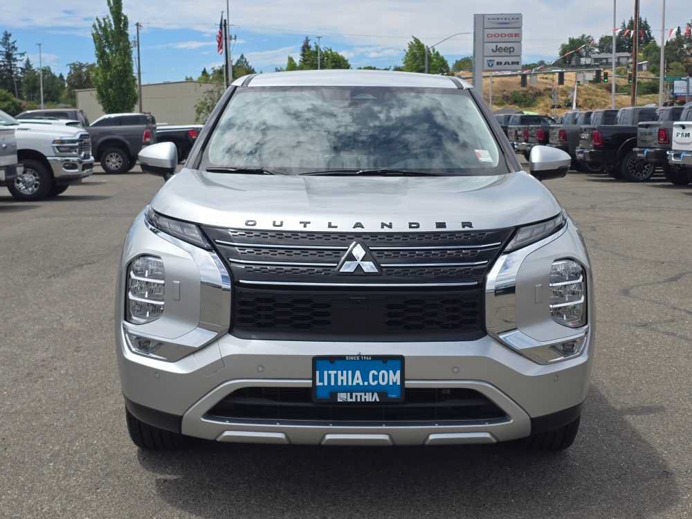 Used 2024 Mitsubishi Outlander SE AWD/4WD image 8