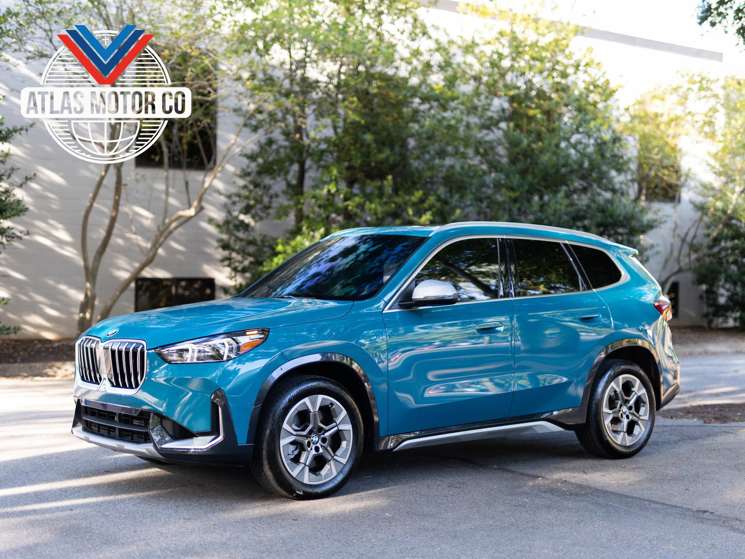 Used 2023 BMW X1 xDrive28i w/ Convenience Package AWD/4WD image 1