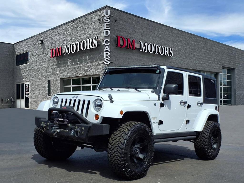 Used 2013 Jeep Wrangler Unlimited Sahara w/ Max Tow Pkg