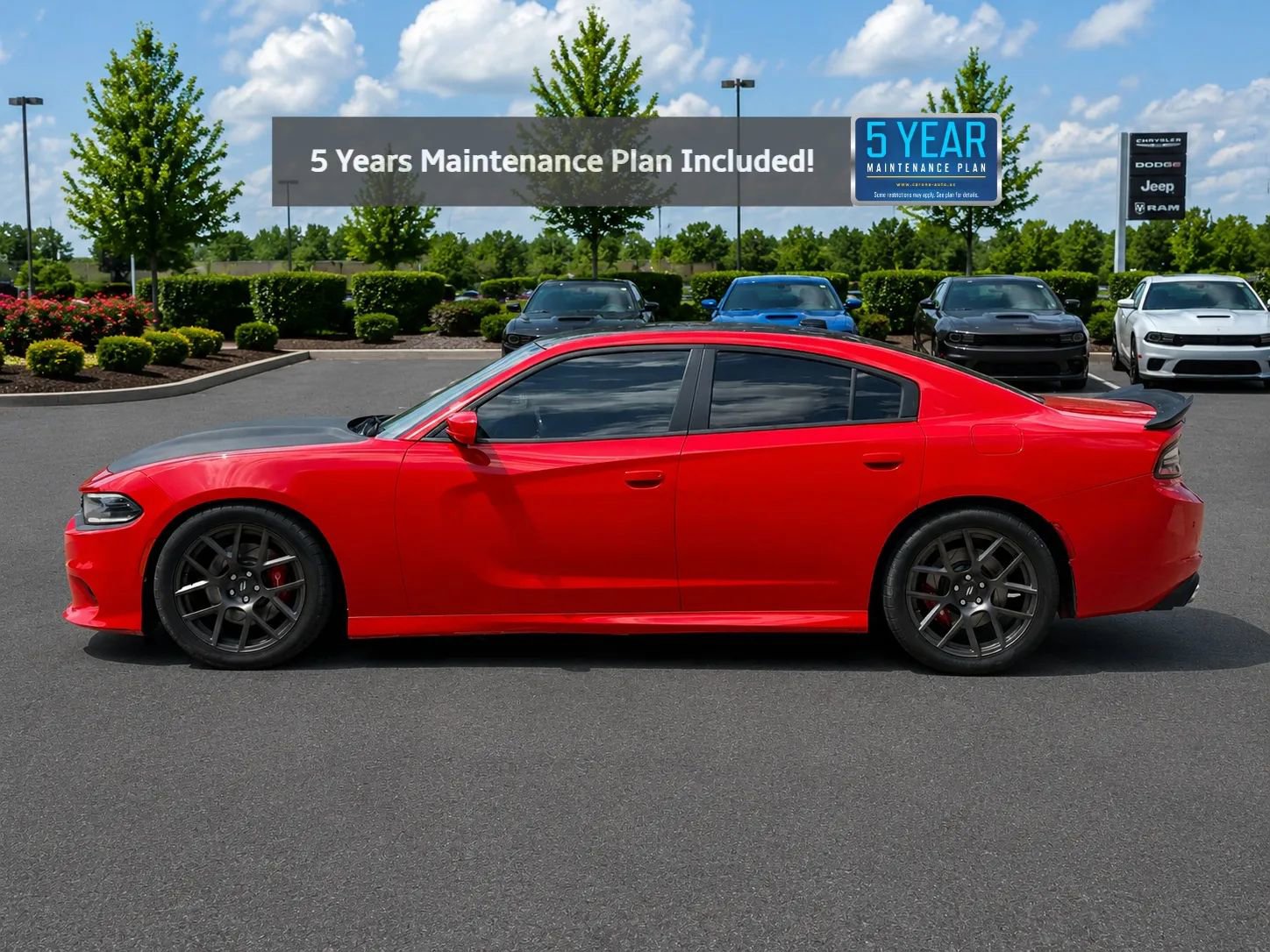 Used 2017 Dodge Charger R/T Scat Pack w/ Beats Audio Group RWD image 2