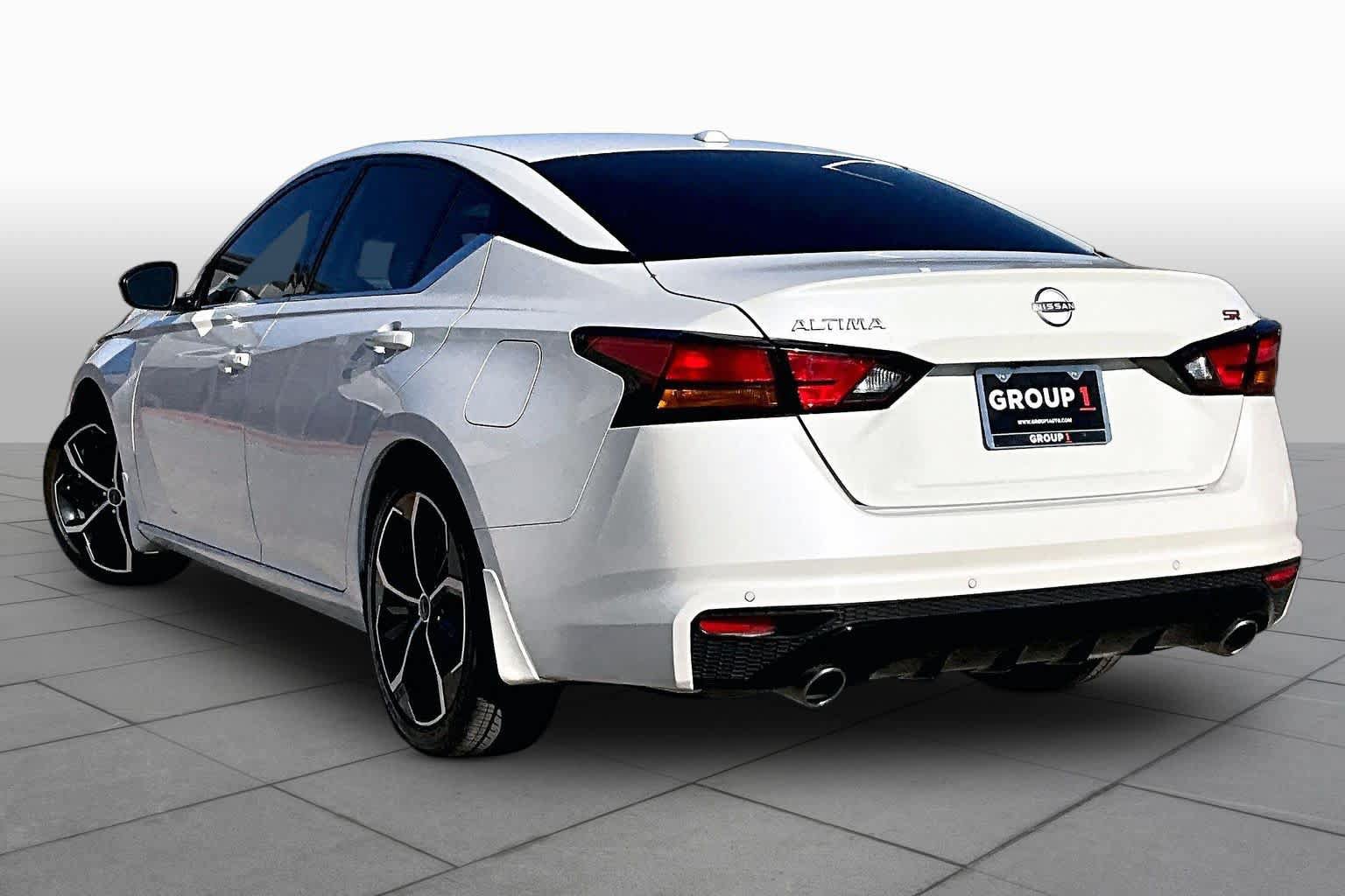 Certified 2024 Nissan Altima 2.5 SR FWD image 12