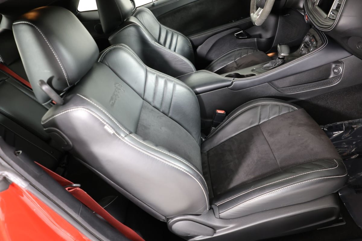 Used 2021 Dodge Challenger SRT Hellcat w/ Plus Package RWD image 31