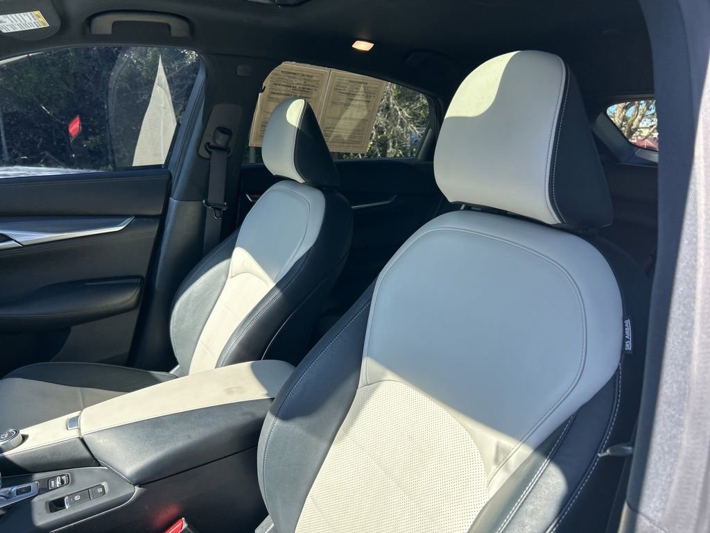 Used 2022 INFINITI QX55 Essential w/ Proassist Package image 22