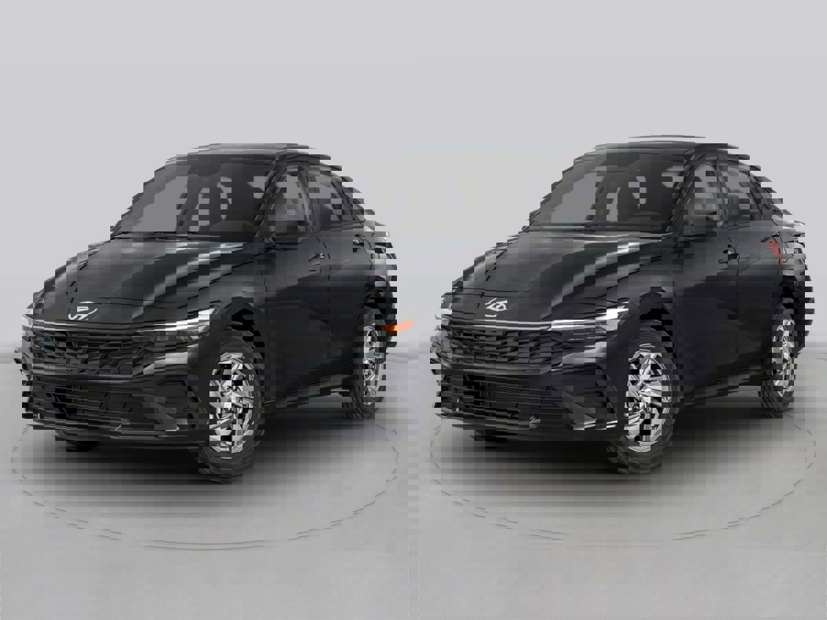 Used 2024 Hyundai Elantra SE image 1