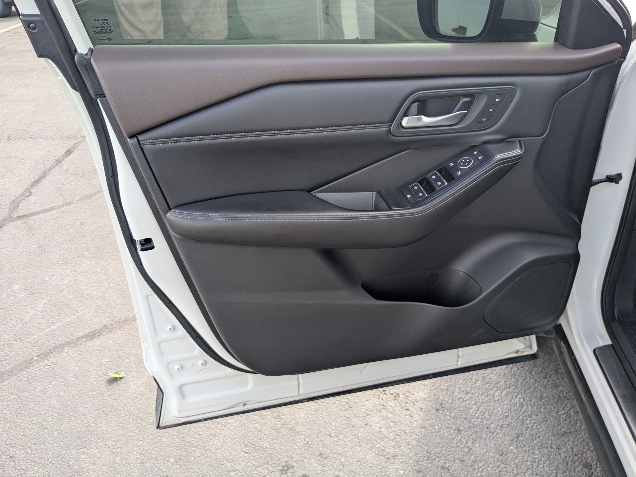 Used 2023 Nissan Rogue SL w/ SL Premium Package AWD/4WD image 13