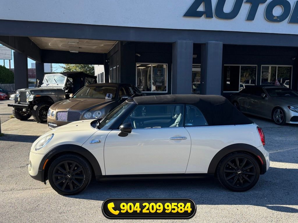 Used 2017 MINI Cooper S FWD image 3