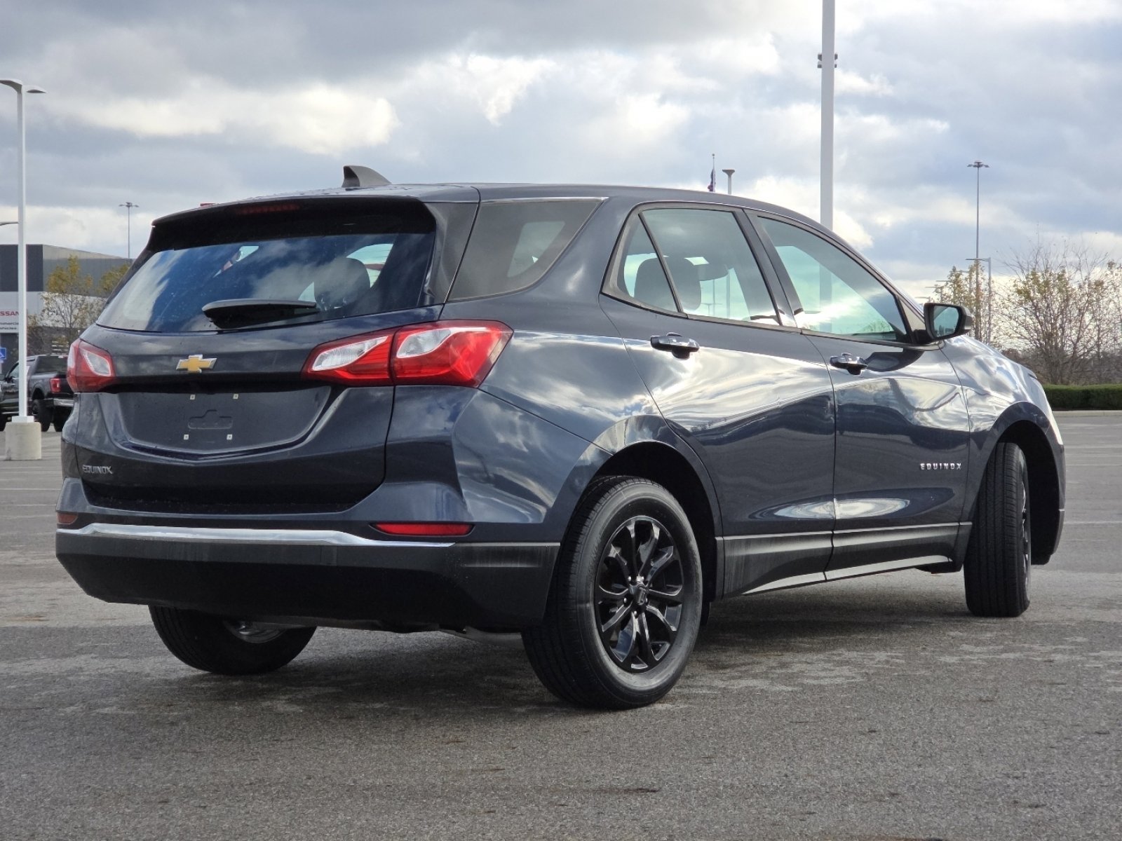 Used 2018 Chevrolet Equinox LS image 14