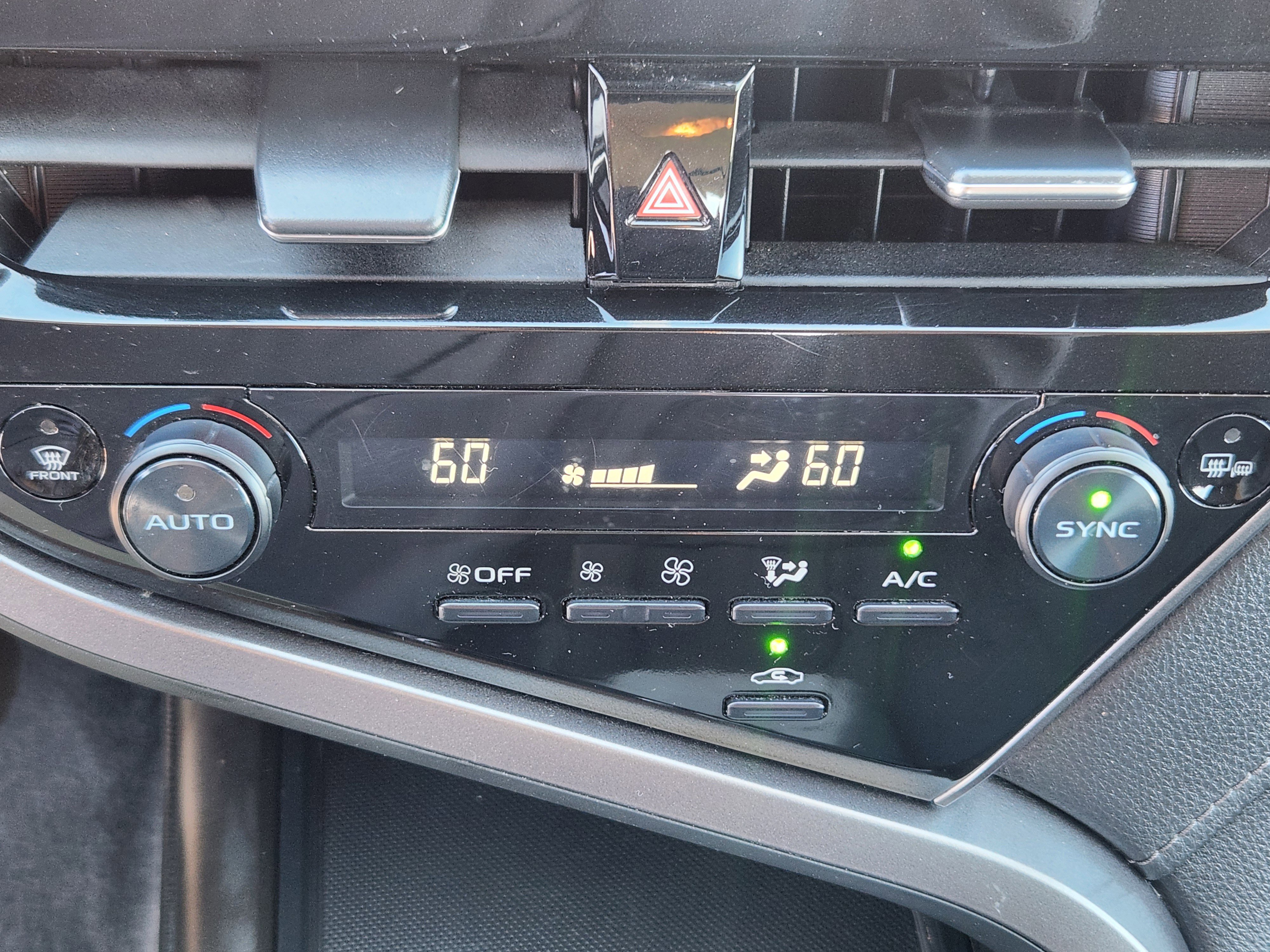 Used 2024 Toyota Camry LE FWD image 14