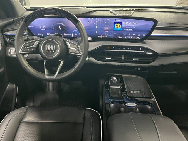 Certified 2025 Buick Enclave Avenir w/ Super Cruise Package AWD/4WD image 10