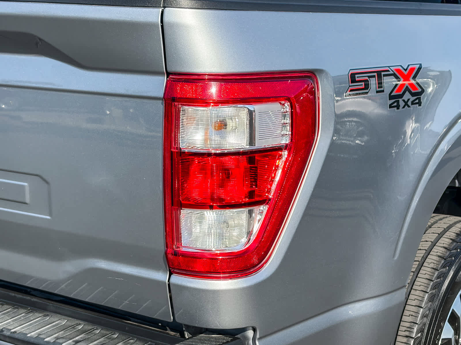 Used 2022 Ford F150 XL w/ STX Appearance Package image 8