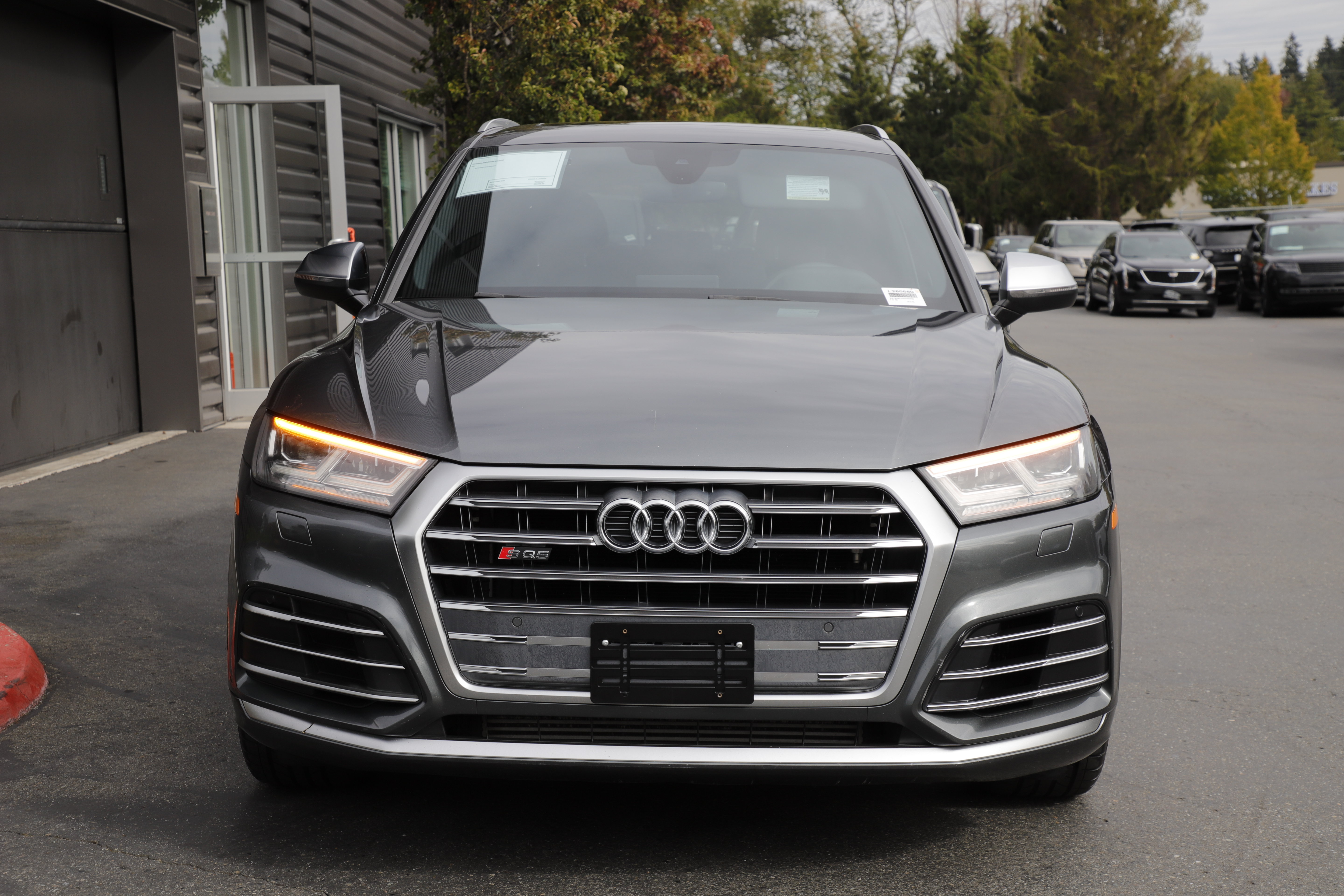 Used 2018 Audi SQ5 Premium Plus w/ S Sport Package AWD/4WD image 6