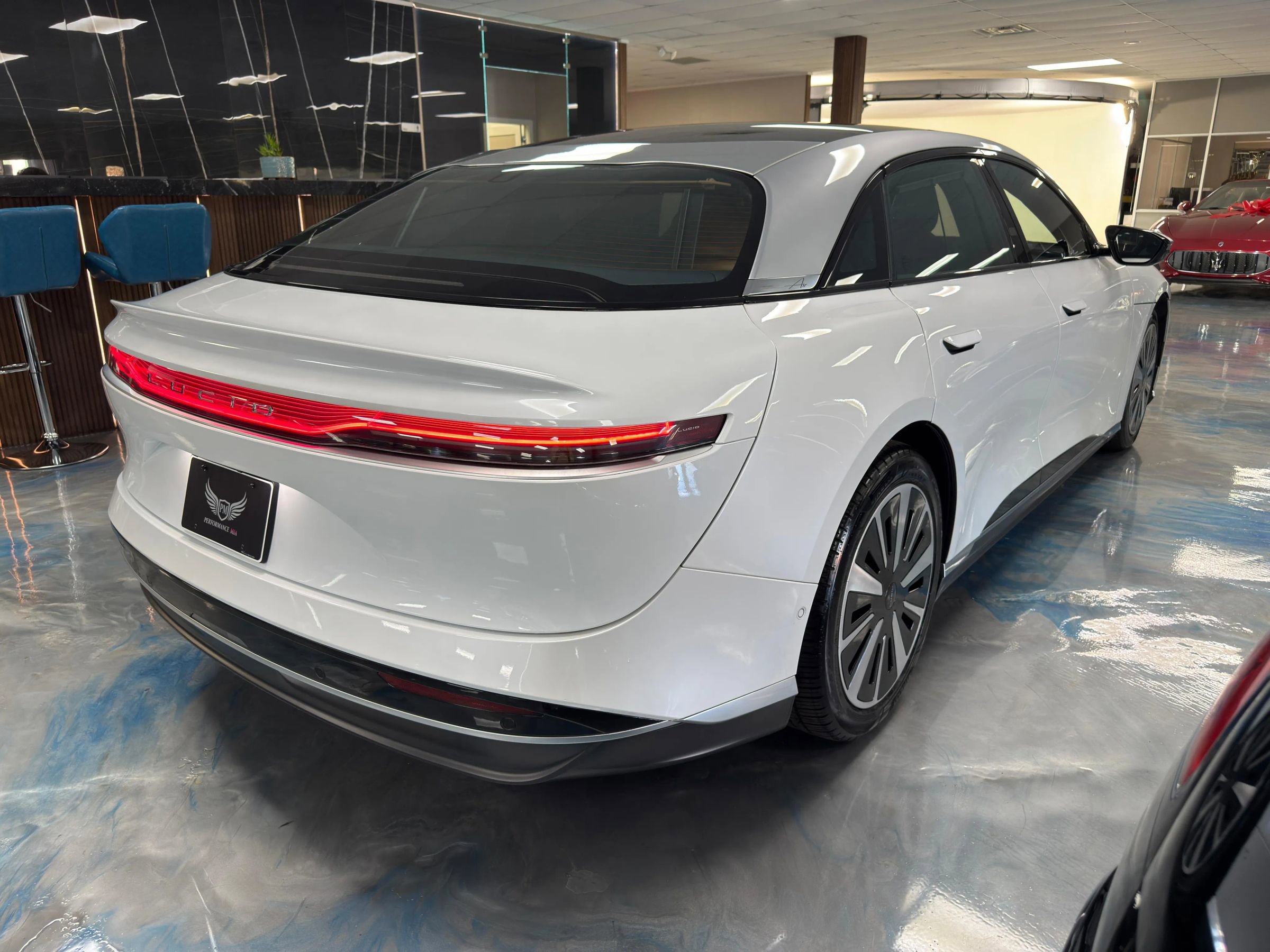 Used 2022 Lucid Air Grand Touring image 5