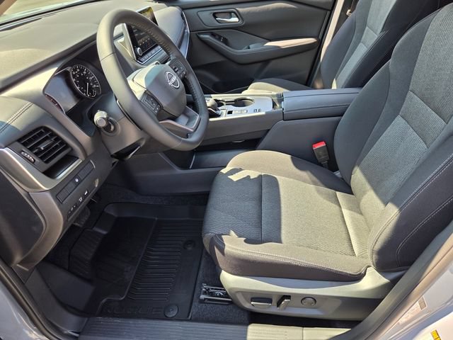 New 2026 Nissan Rogue SV FWD image 9