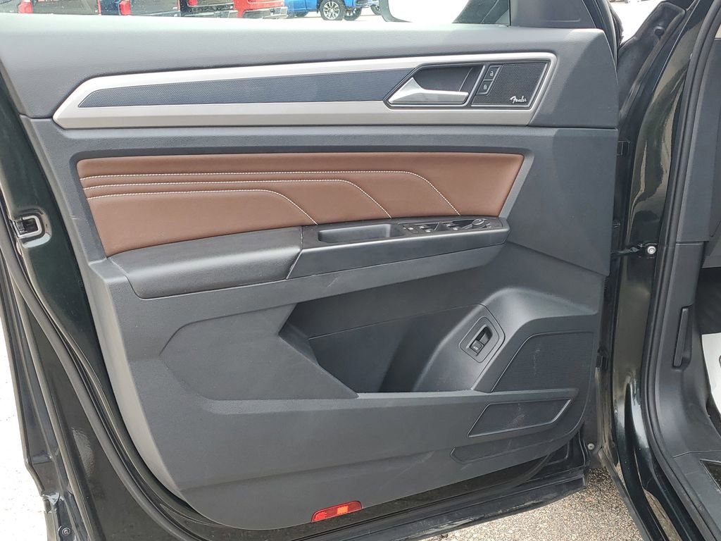 Used 2021 Volkswagen Atlas SEL Premium image 24