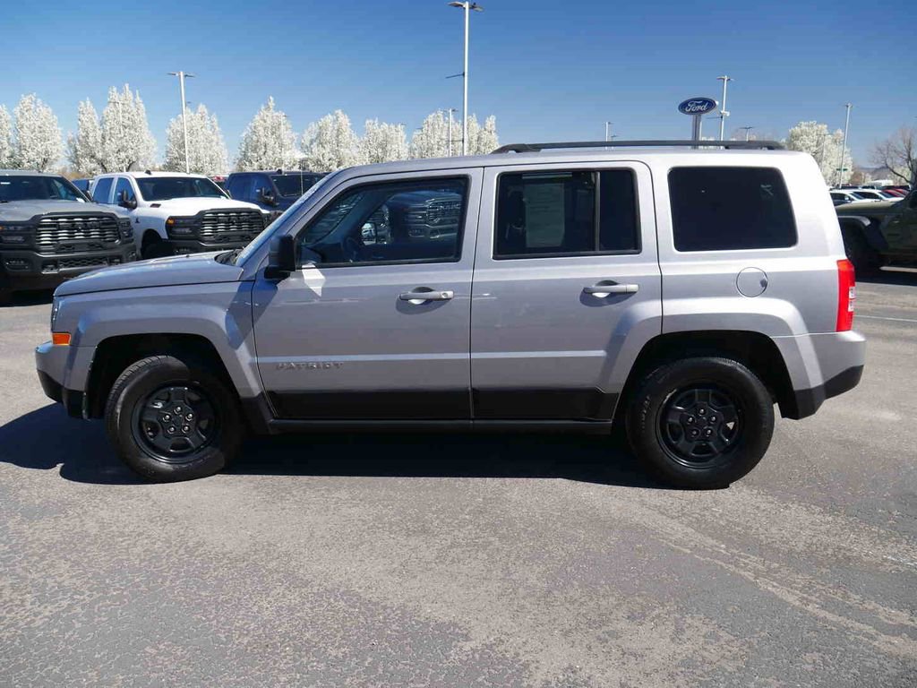 Used 2015 Jeep Patriot Sport w/ Power Value Group image 12