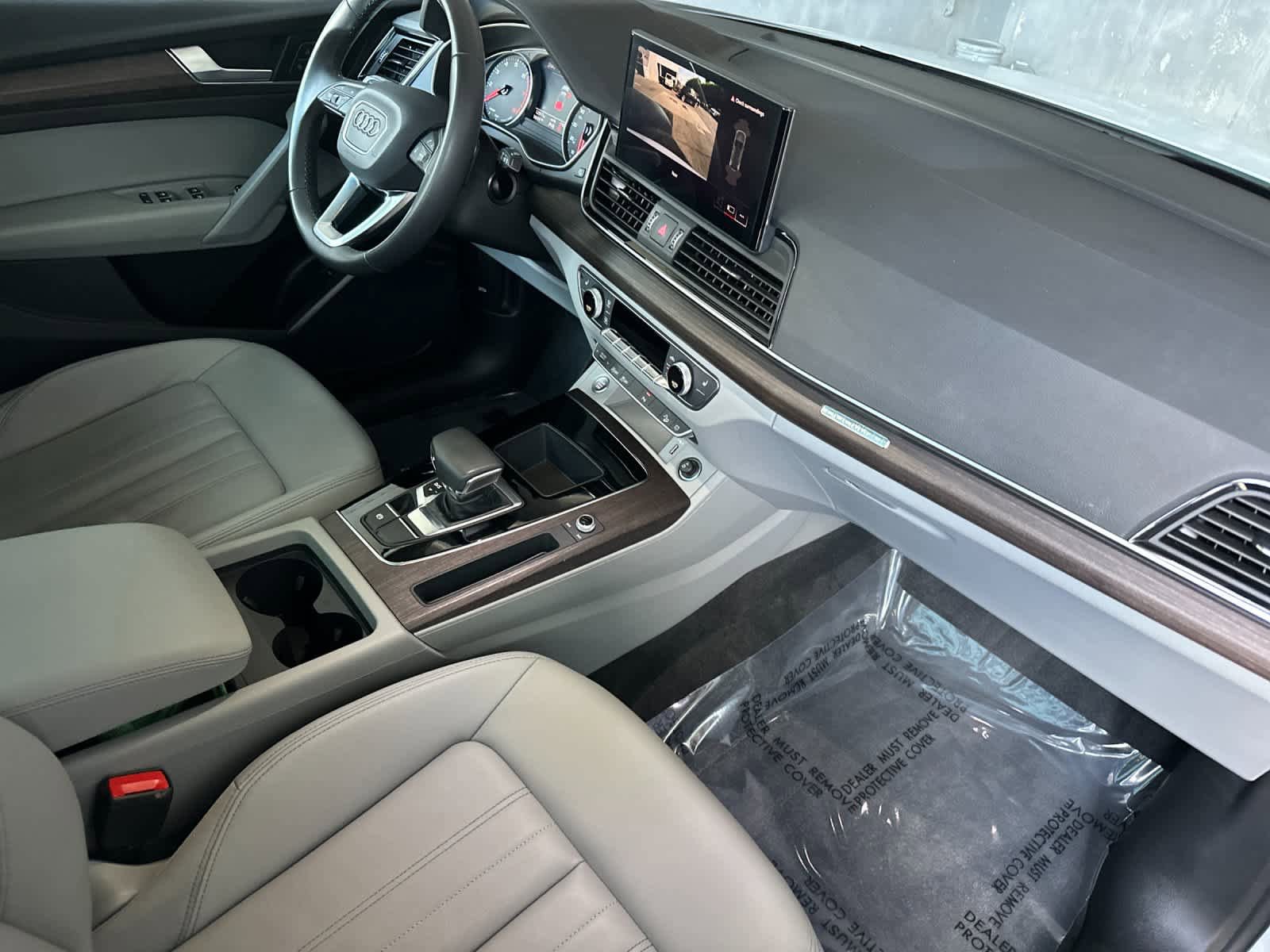 Used 2023 Audi Q5 2.0T Premium w/ Convenience Package AWD/4WD image 16