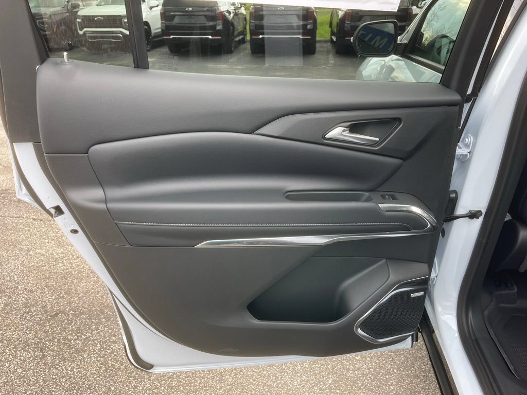 New 2026 Chevrolet Traverse High Country w/ LPO, Floor Liner Package AWD/4WD image 22