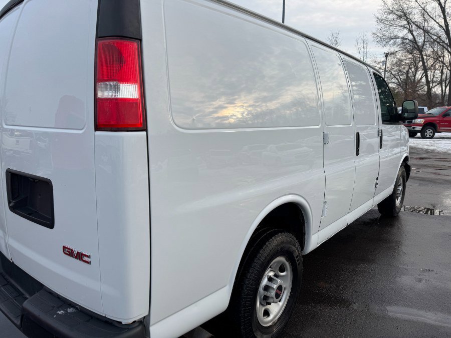 Used 2019 GMC Savana 2500 image 11