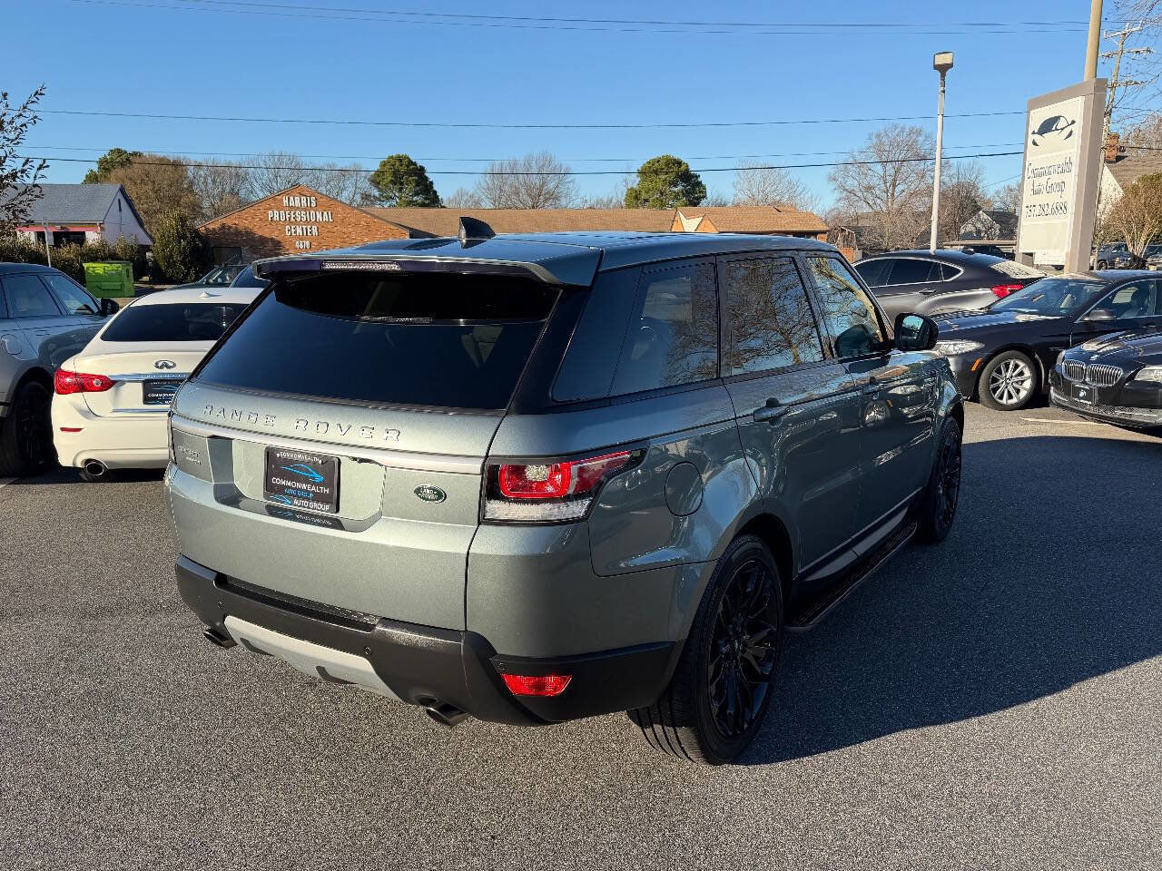 Used 2017 Land Rover Range Rover Sport HSE AWD/4WD image 20