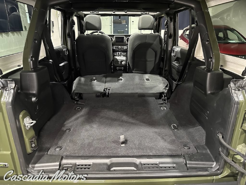 Used 2021 Jeep Wrangler Unlimited Sport AWD/4WD image 11