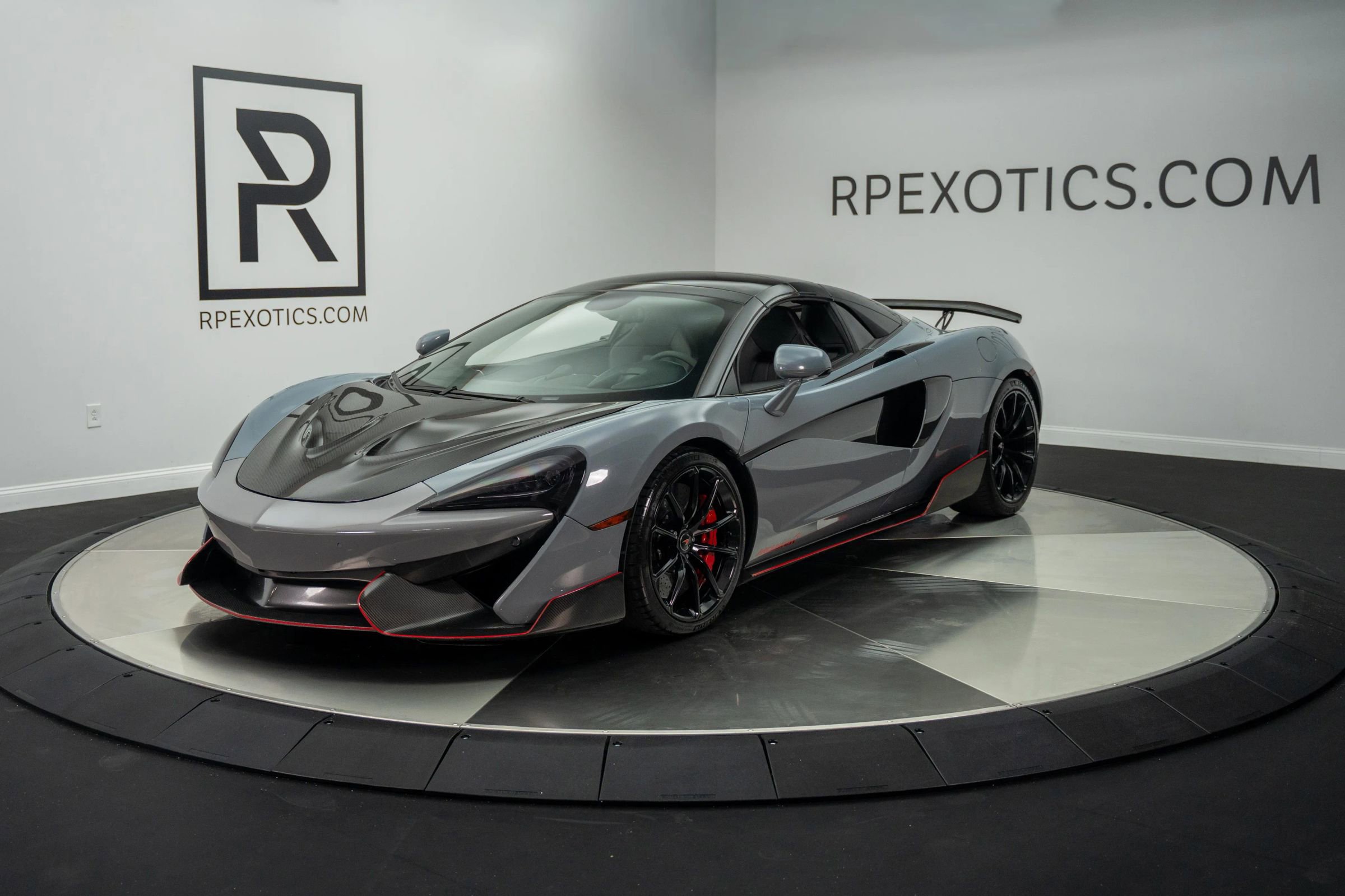 Used 2018 McLaren 570S Spider image 7