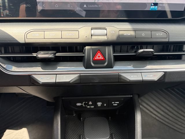 Certified 2025 Kia K4 GT-Line w/ GT-Line Premium Package FWD image 18