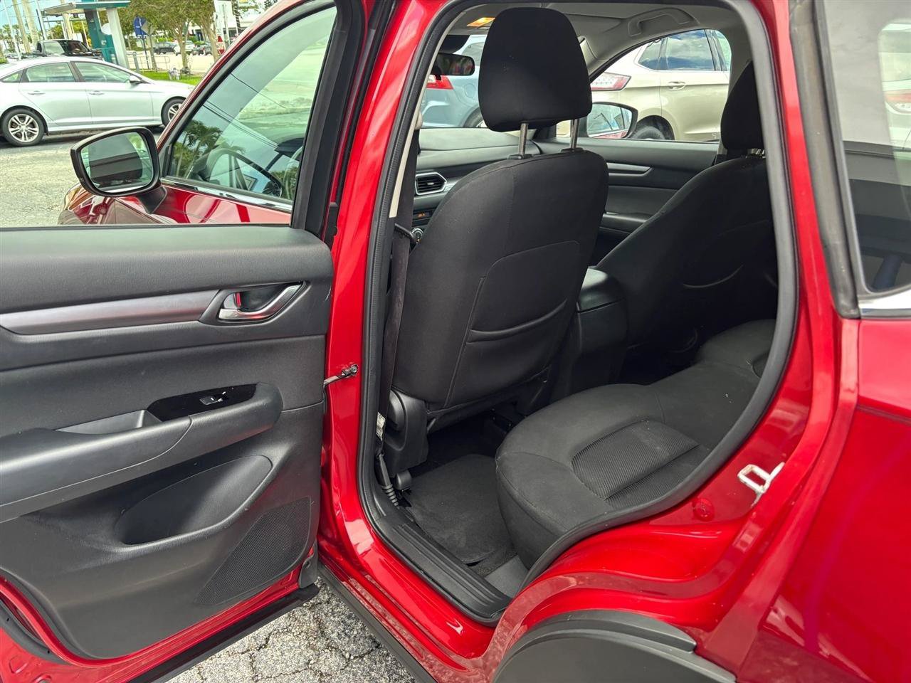 Used 2018 MAZDA CX-5 Sport w/ I-ACTIVSENSE Package FWD image 11