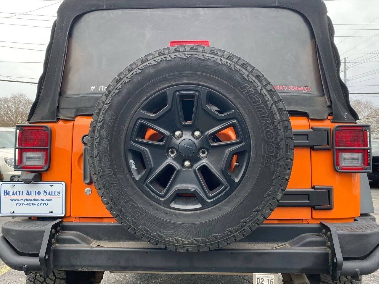 Used 2013 Jeep Wrangler Unlimited Sahara AWD/4WD image 37