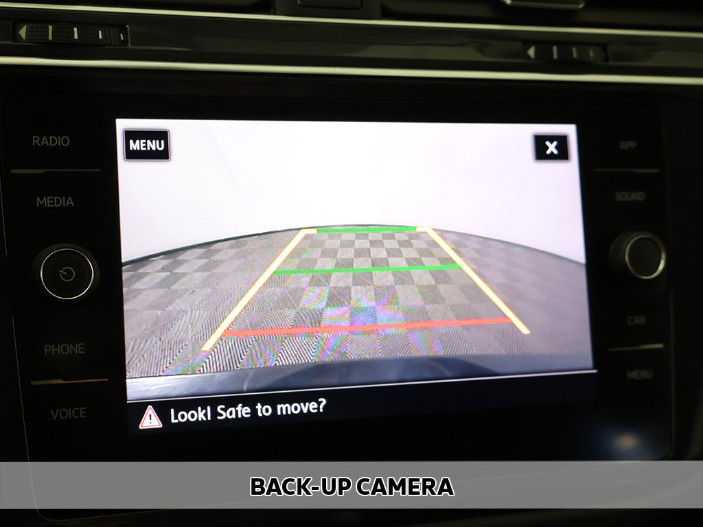 Used 2020 Volkswagen Tiguan SE w/ Panoramic Sunroof Package AWD/4WD image 5