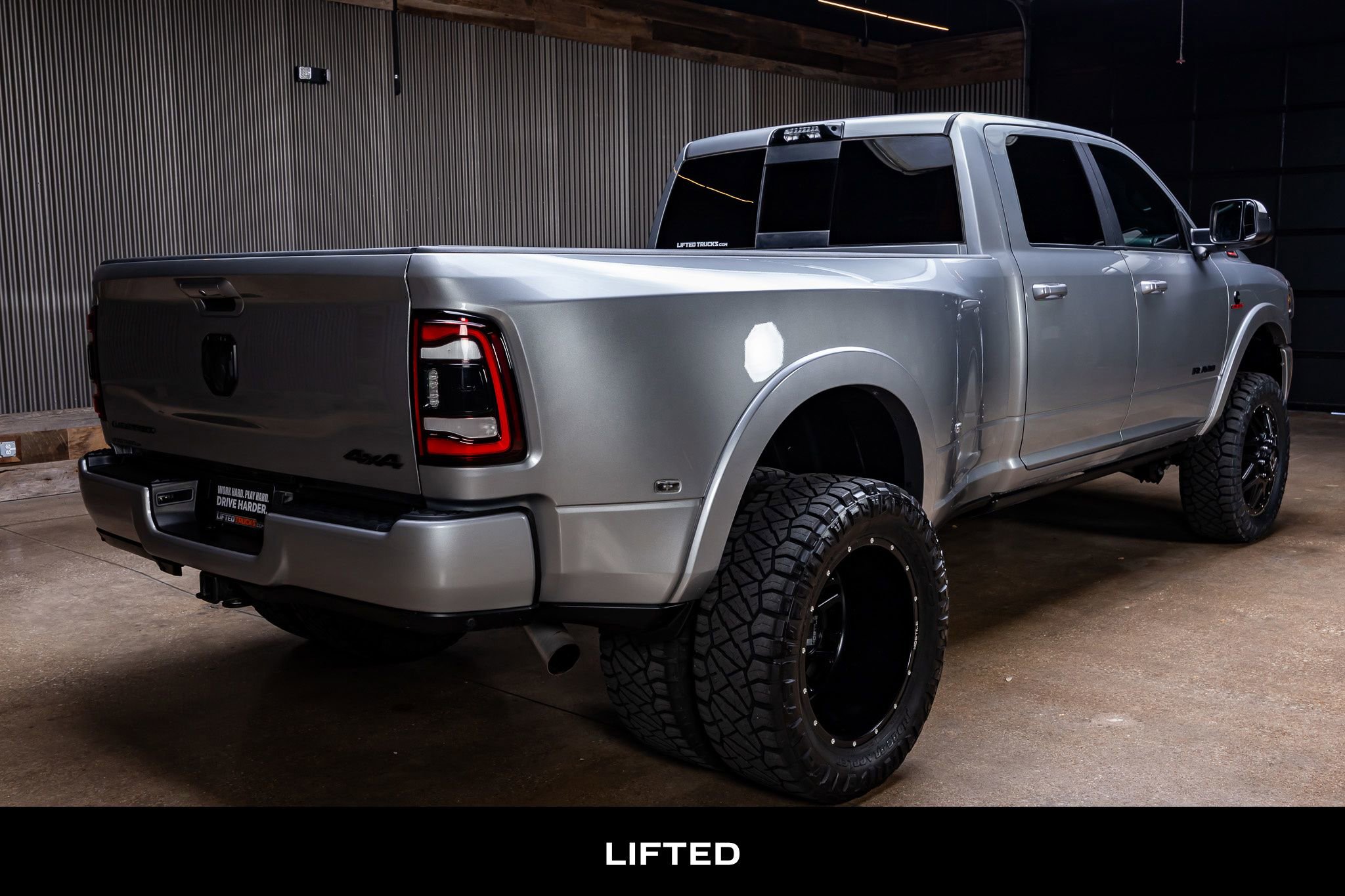 Used 2022 RAM 3500 Limited w/ Night Edition image 9