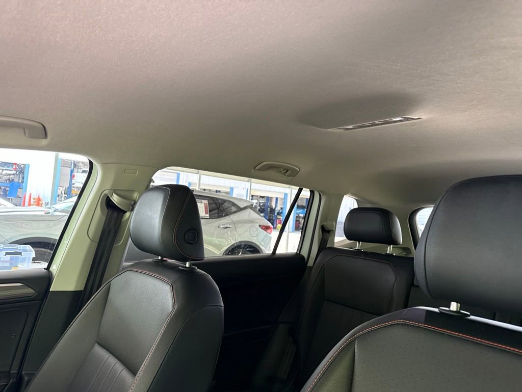 Used 2024 Volkswagen Tiguan Wolfsburg Edition AWD/4WD image 7