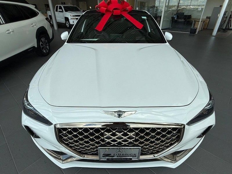 Used 2019 Genesis G70 2.0T Advanced w/ Sport Package AWD/4WD image 7
