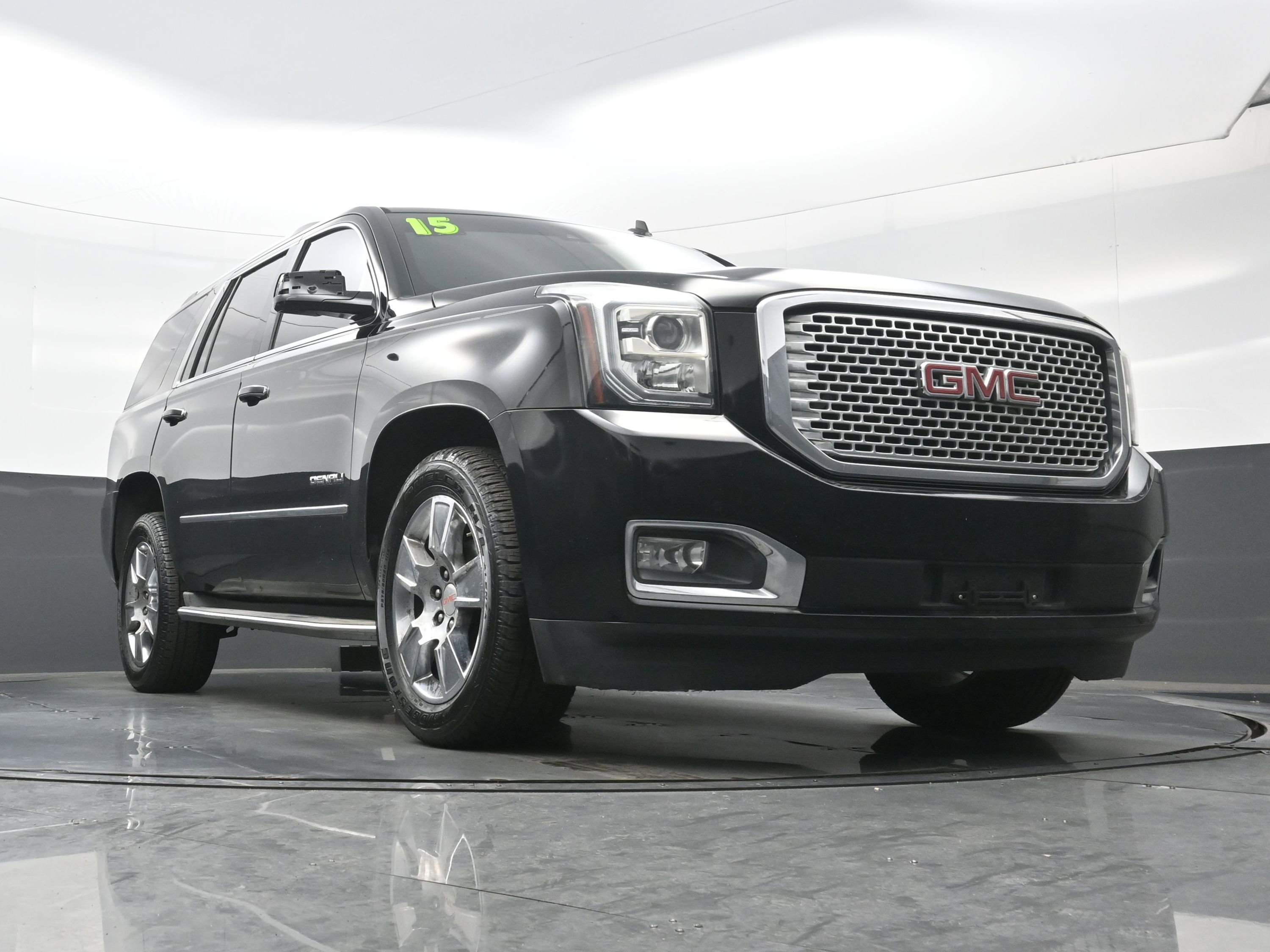 Used 2015 GMC Yukon Denali w/ Touring Package image 35
