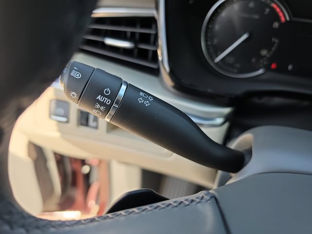 Used 2023 Cadillac XT5 Premium Luxury FWD image 20