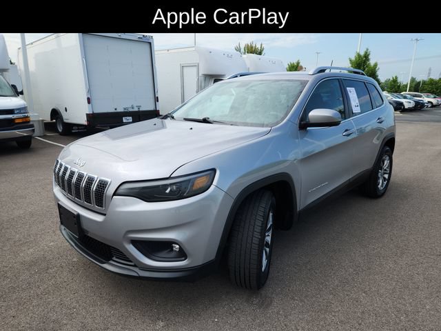 Used 2019 Jeep Cherokee Latitude Plus w/ Cold Weather Group AWD/4WD image 3