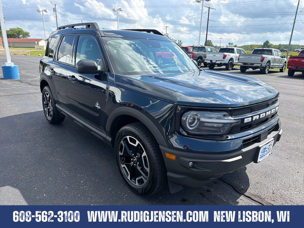 Used 2022 Ford Bronco Sport Outer Banks w/ Tech Package AWD/4WD image 7