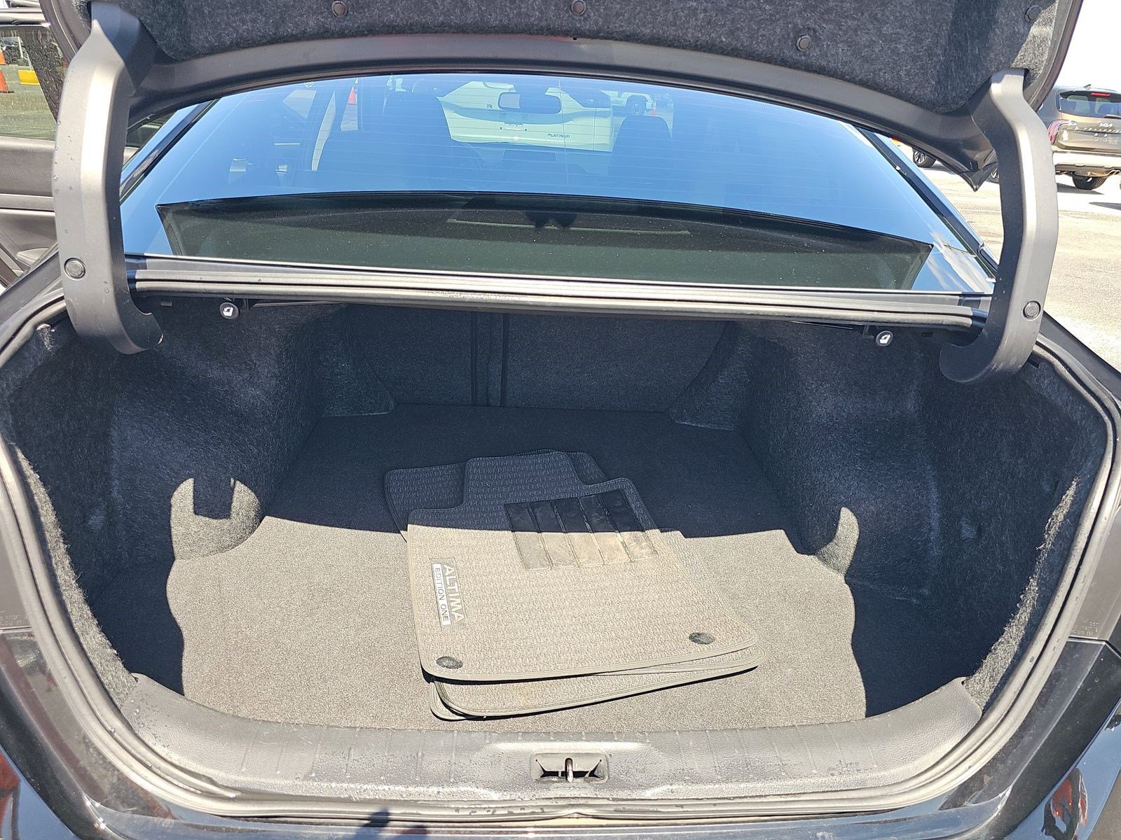 Used 2019 Nissan Altima 2.0 Edition One FWD image 15