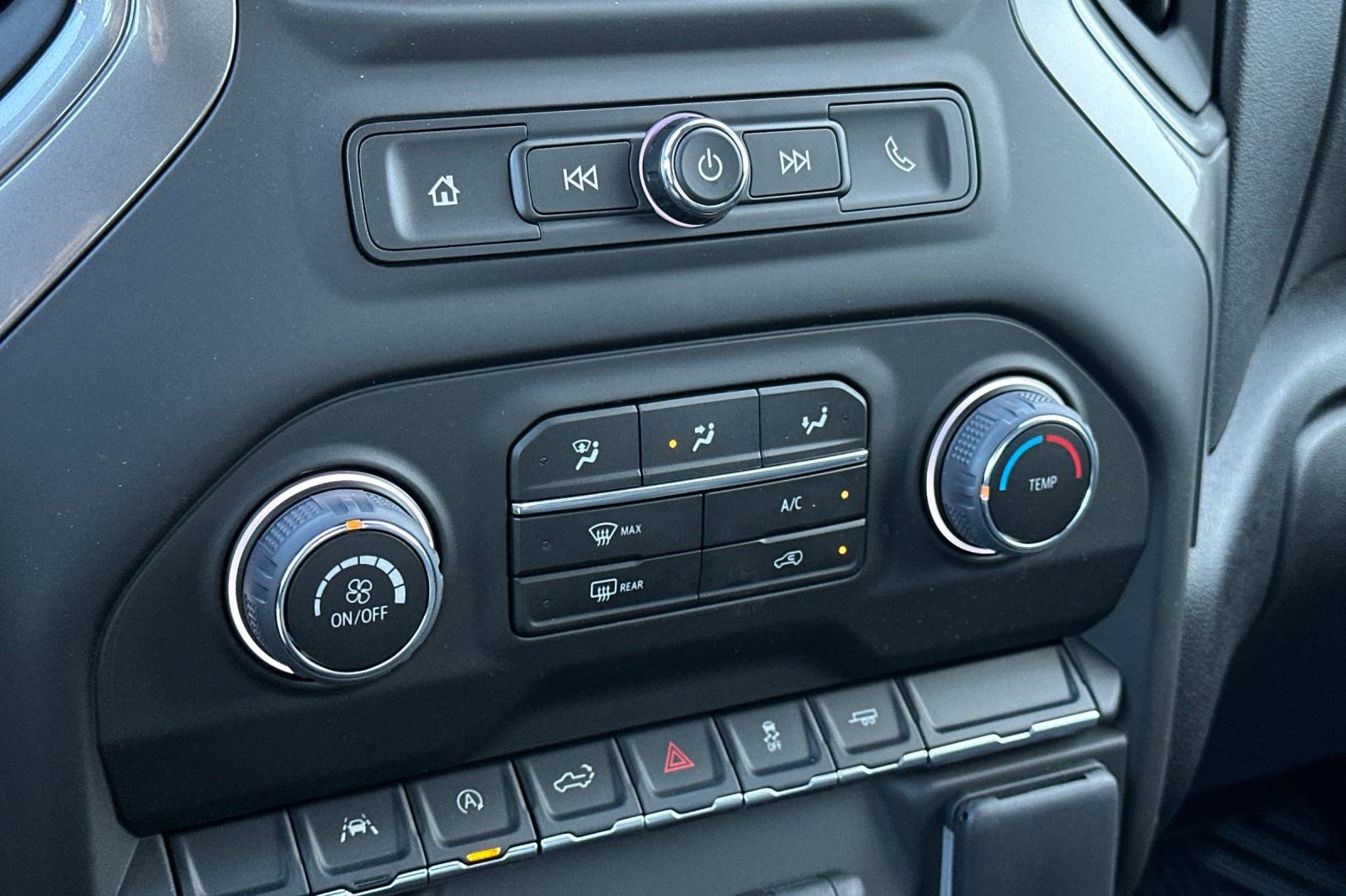 New 2026 Chevrolet Silverado 1500 Custom w/ Turbomax Blackout Package image 19