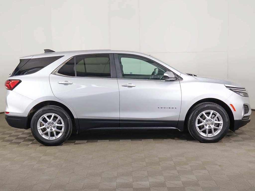 Used 2022 Chevrolet Equinox LT FWD image 18