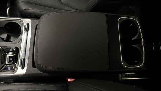 Used 2025 Kia Carnival SX Prestige FWD image 20