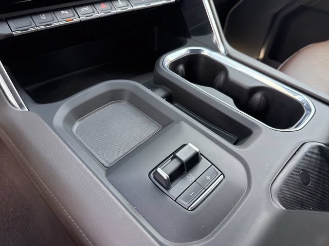 Used 2024 GMC Sierra 3500 Denali AWD/4WD image 10