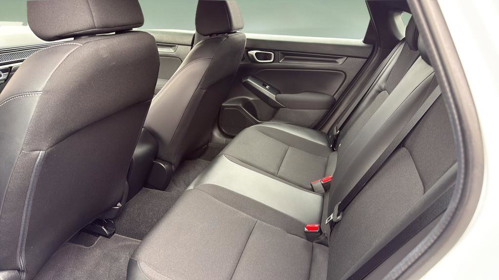 Used 2023 Honda Civic Sport image 11