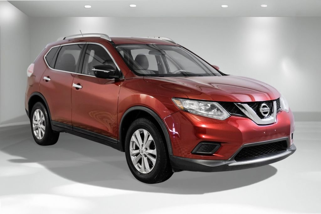 Used 2015 Nissan Rogue SV image 5