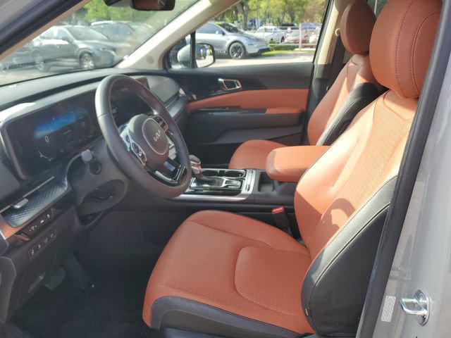 Certified 2023 Kia Carnival SX Prestige FWD image 17