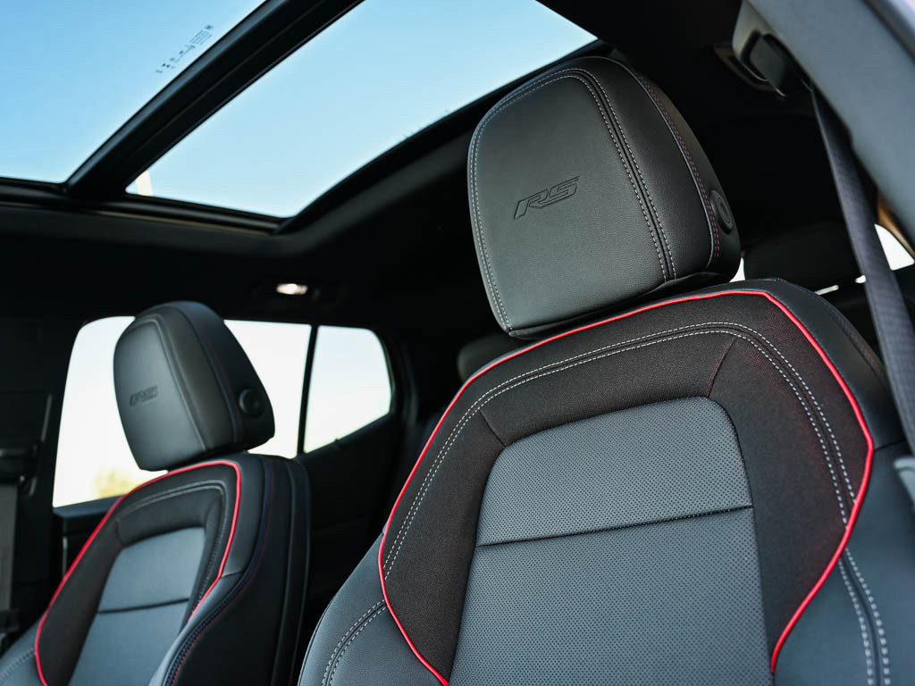 New 2025 Chevrolet Equinox EV RS image 19