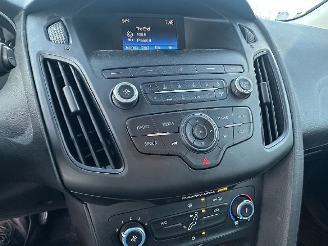 Used 2018 Ford Focus SE FWD image 10