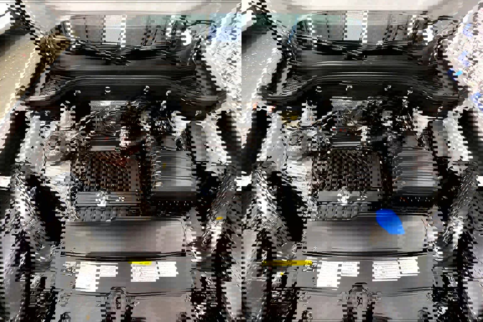 Used 2022 Volkswagen Atlas Cross Sport SEL R-Line image 13