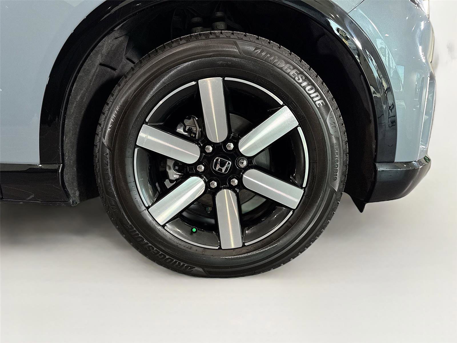 Used 2025 Honda Prologue Touring image 35